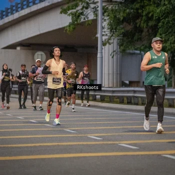 Runner Photo 6201844