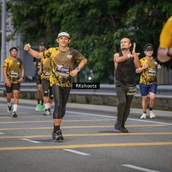 Runner Photo 6201845