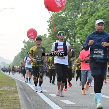 Runner Photo 6201850
