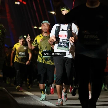 Runner Photo 6201864