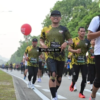Runner Photo 6201866