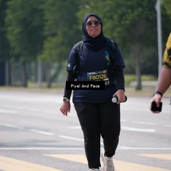 Runner Photo 6201875