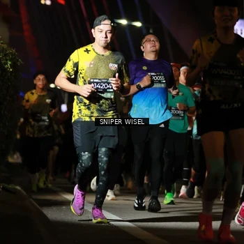 Runner Photo 6201897