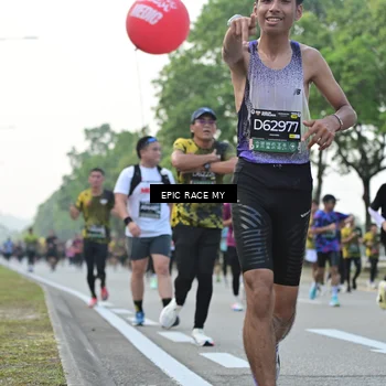 Runner Photo 6201946