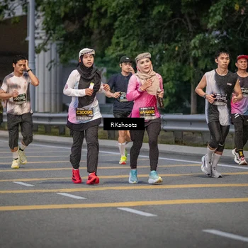 Runner Photo 6202046
