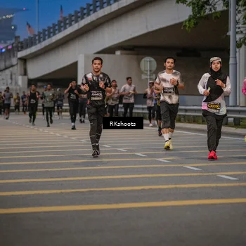 Runner Photo 6202049