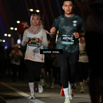 Runner Photo 6202053