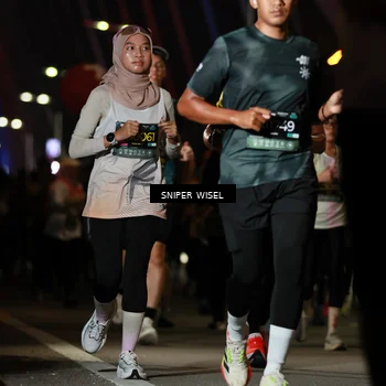 Runner Photo 6202077