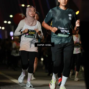 Runner Photo 6202083