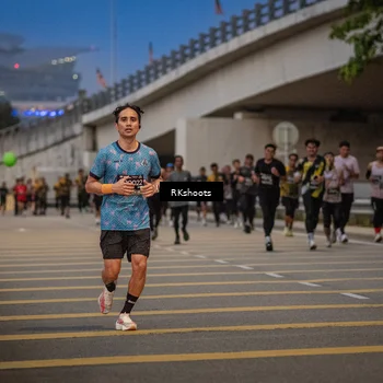 Runner Photo 6202091