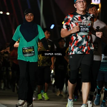 Runner Photo 6202140