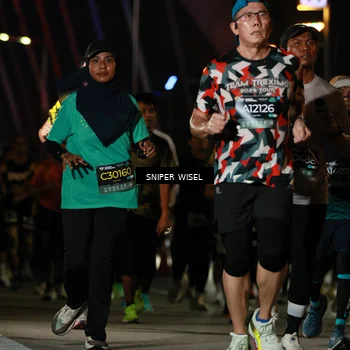 Runner Photo 6202143