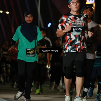 Runner Photo 6202144
