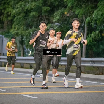 Runner Photo 6202155