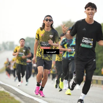 Runner Photo 6202238
