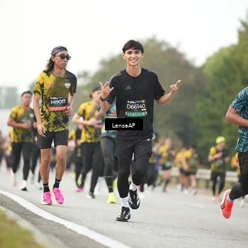Runner Photo 6202266