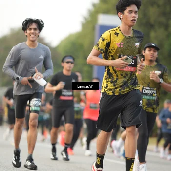 Runner Photo 6202315