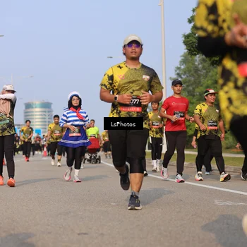Runner Photo 6202320