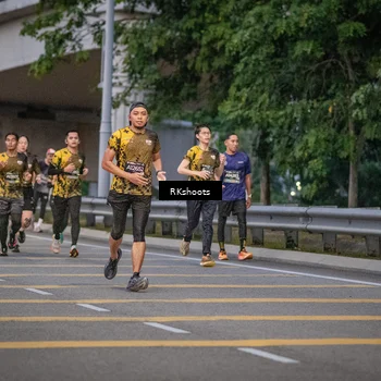 Runner Photo 6202357