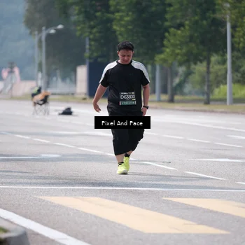 Runner Photo 6202399