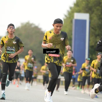 Runner Photo 6202422