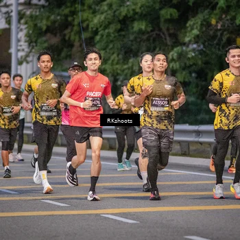 Runner Photo 6202423