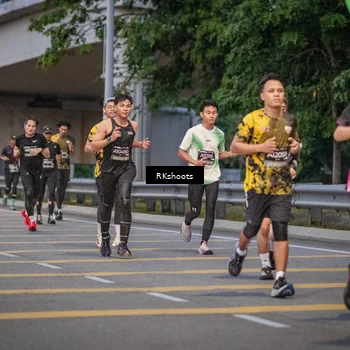 Runner Photo 6202435