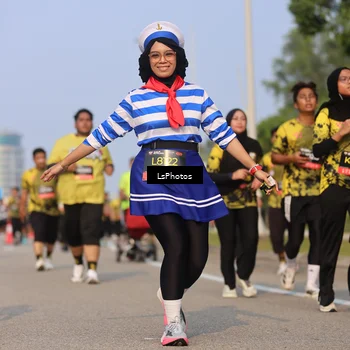 Runner Photo 6202436