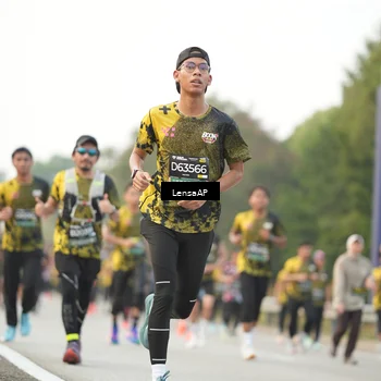 Runner Photo 6202444