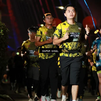 Runner Photo 6202460