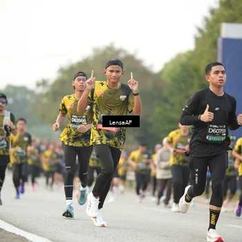 Runner Photo 6202473