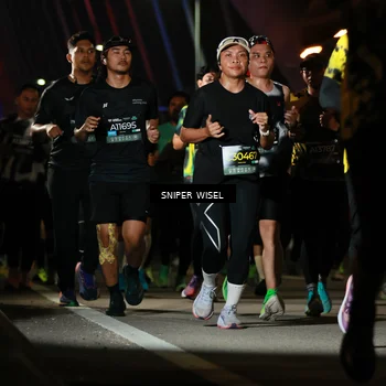Runner Photo 6202486
