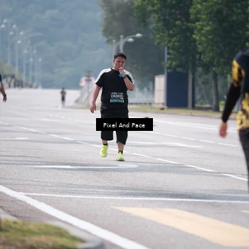 Runner Photo 6202502