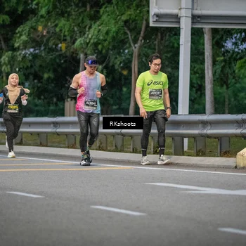 Runner Photo 6202521