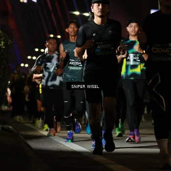Runner Photo 6202543