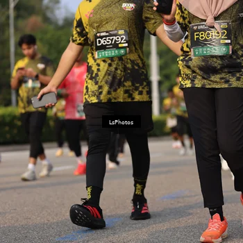 Runner Photo 6202546