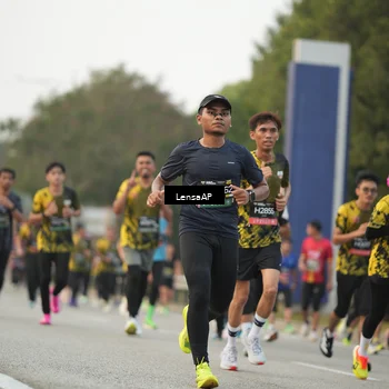 Runner Photo 6202554