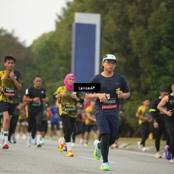 Runner Photo 6202555
