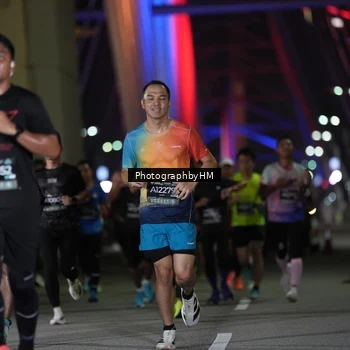 Runner Photo 6202594