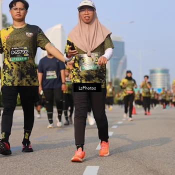 Runner Photo 6202600
