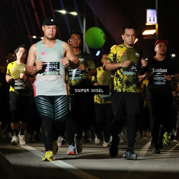 Runner Photo 6202718