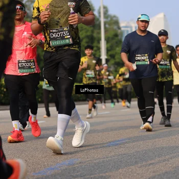 Runner Photo 6202758