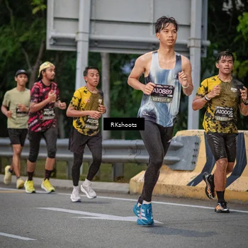 Runner Photo 6202824