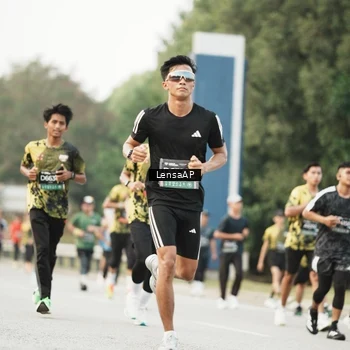 Runner Photo 6202866