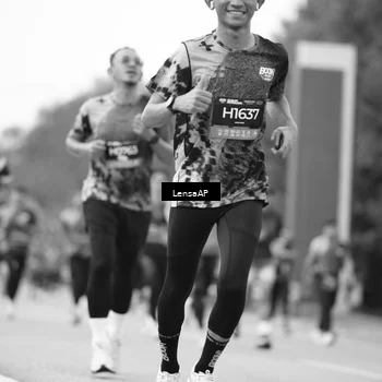 Runner Photo 6202914