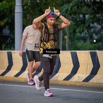 Runner Photo 6202915