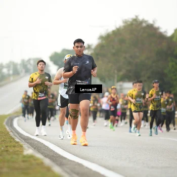 Runner Photo 6202942