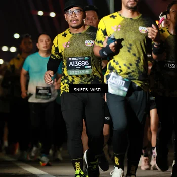 Runner Photo 6202975