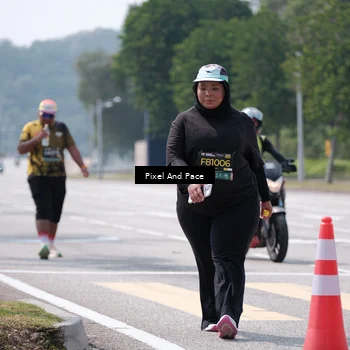 Runner Photo 6202979