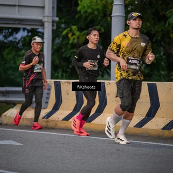 Runner Photo 6203003